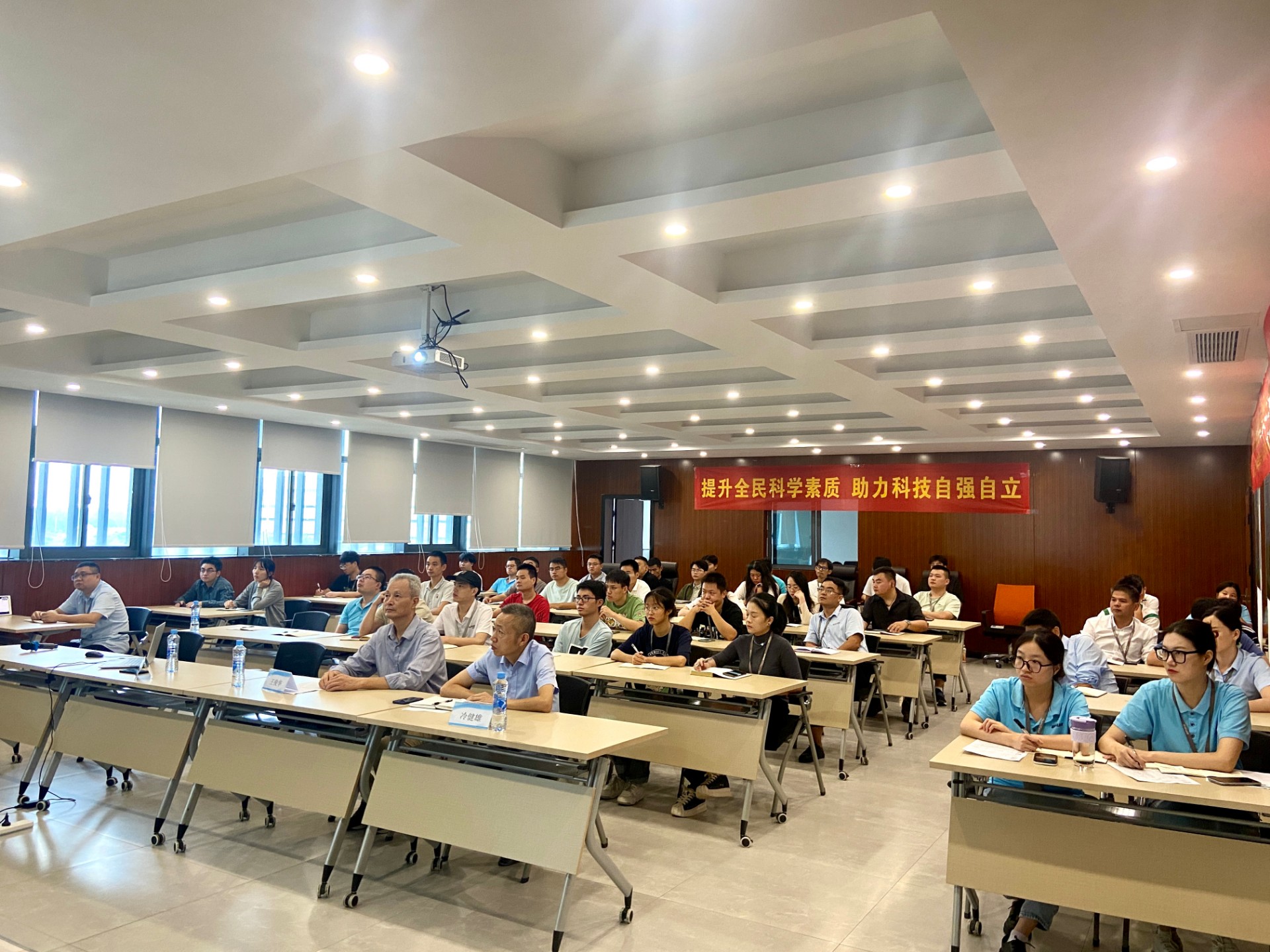 江西省环境科学学会第20届全国科普日主场活动在半岛电子环保圆满举办